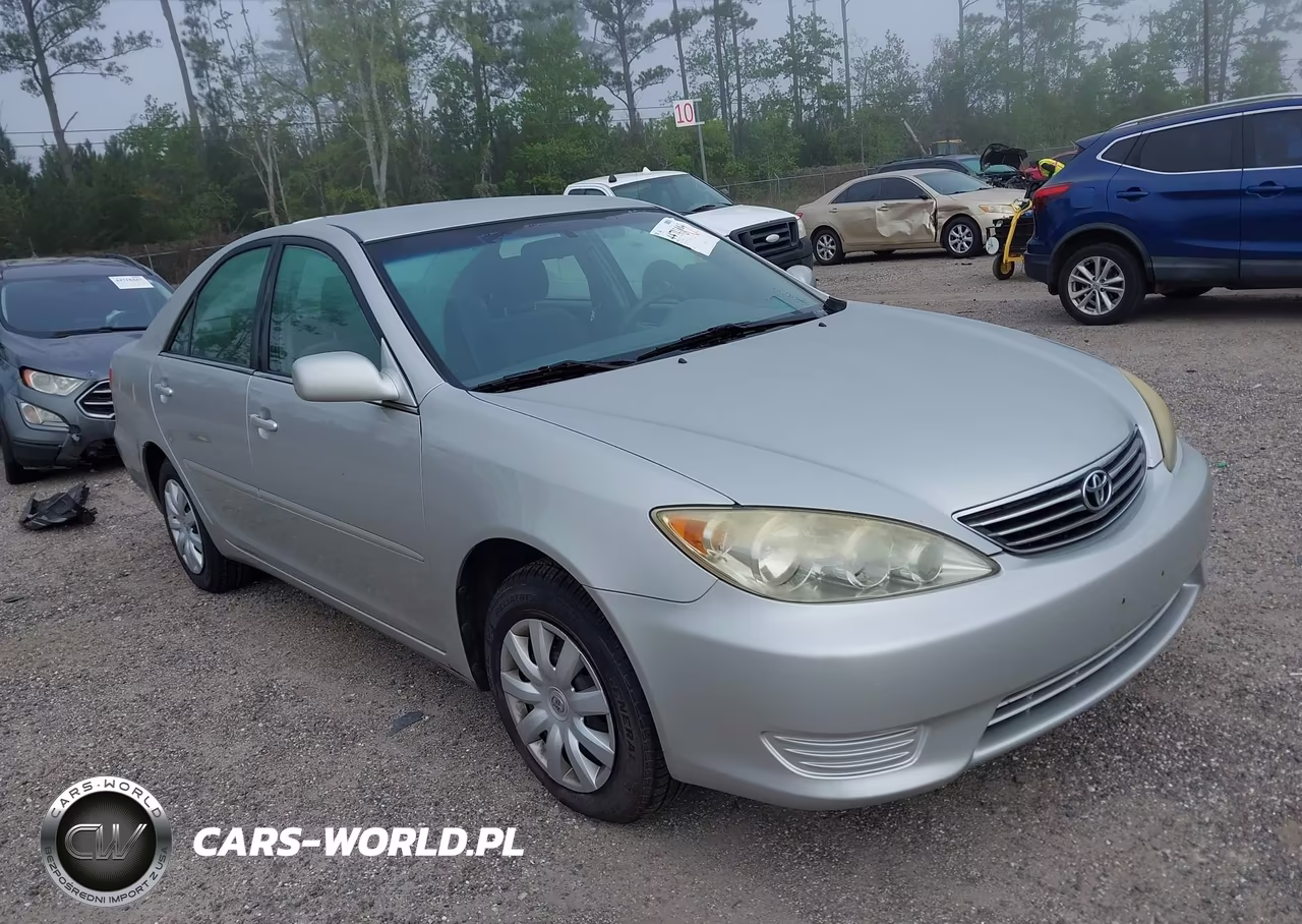 2006 Toyota Camry Le – zdjęcie 1 z 11