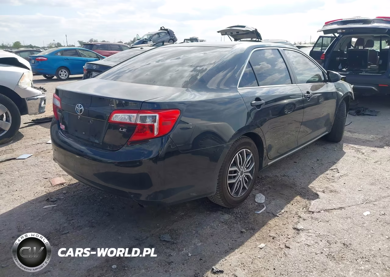 2012 Toyota Camry Le VIN:4T4BF1FKXCR250530 - 4