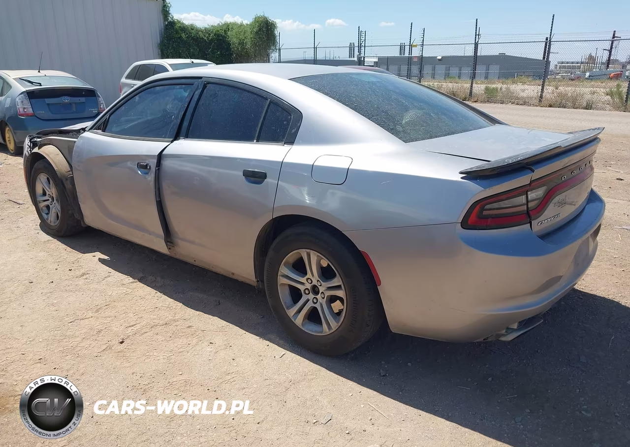 2017 Dodge Charger Se Rwd VIN:2C3CDXBG8HH529437 - 3