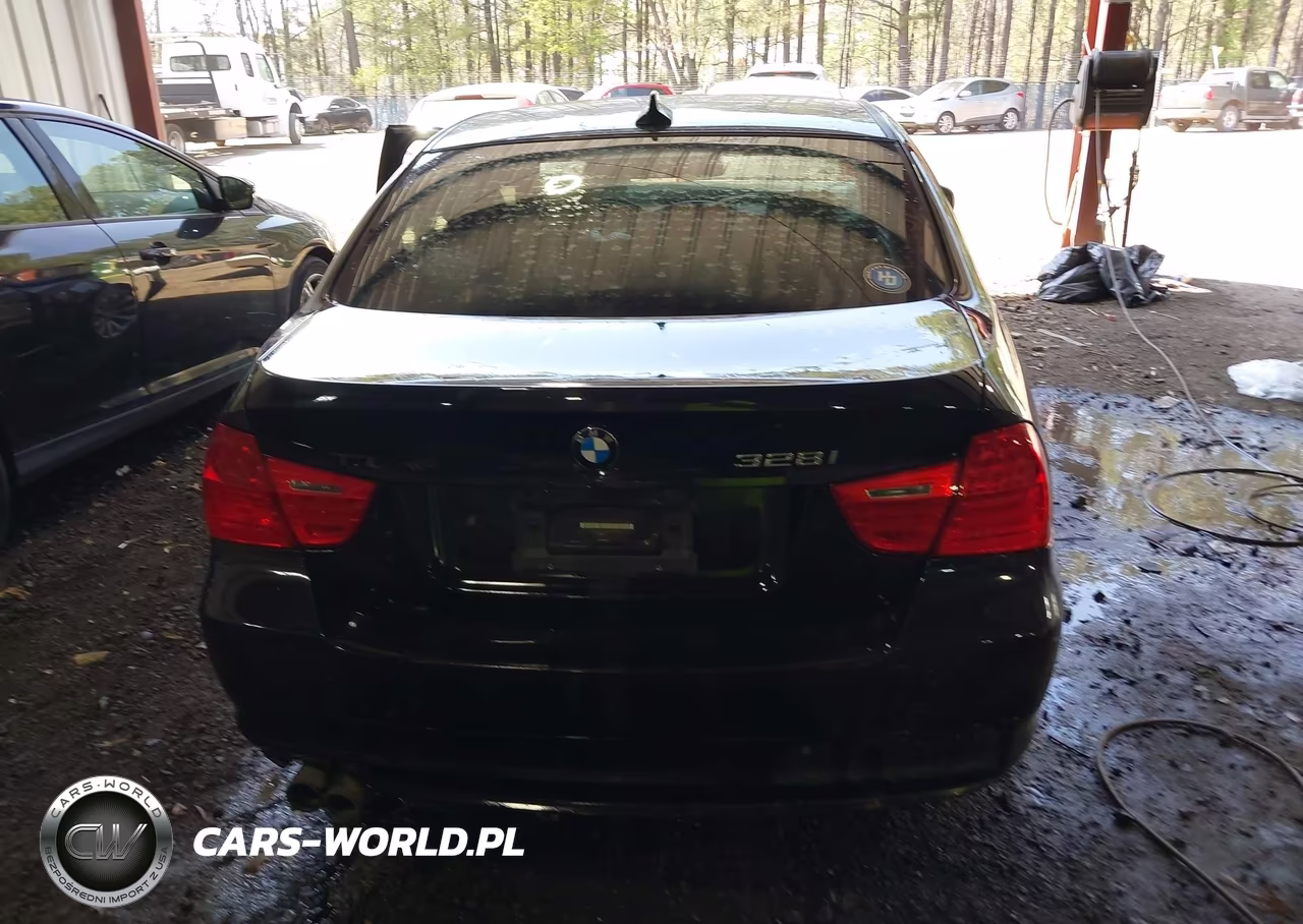 2010 BMW 328I VIN:WBAPH7C55AA175912 - 16