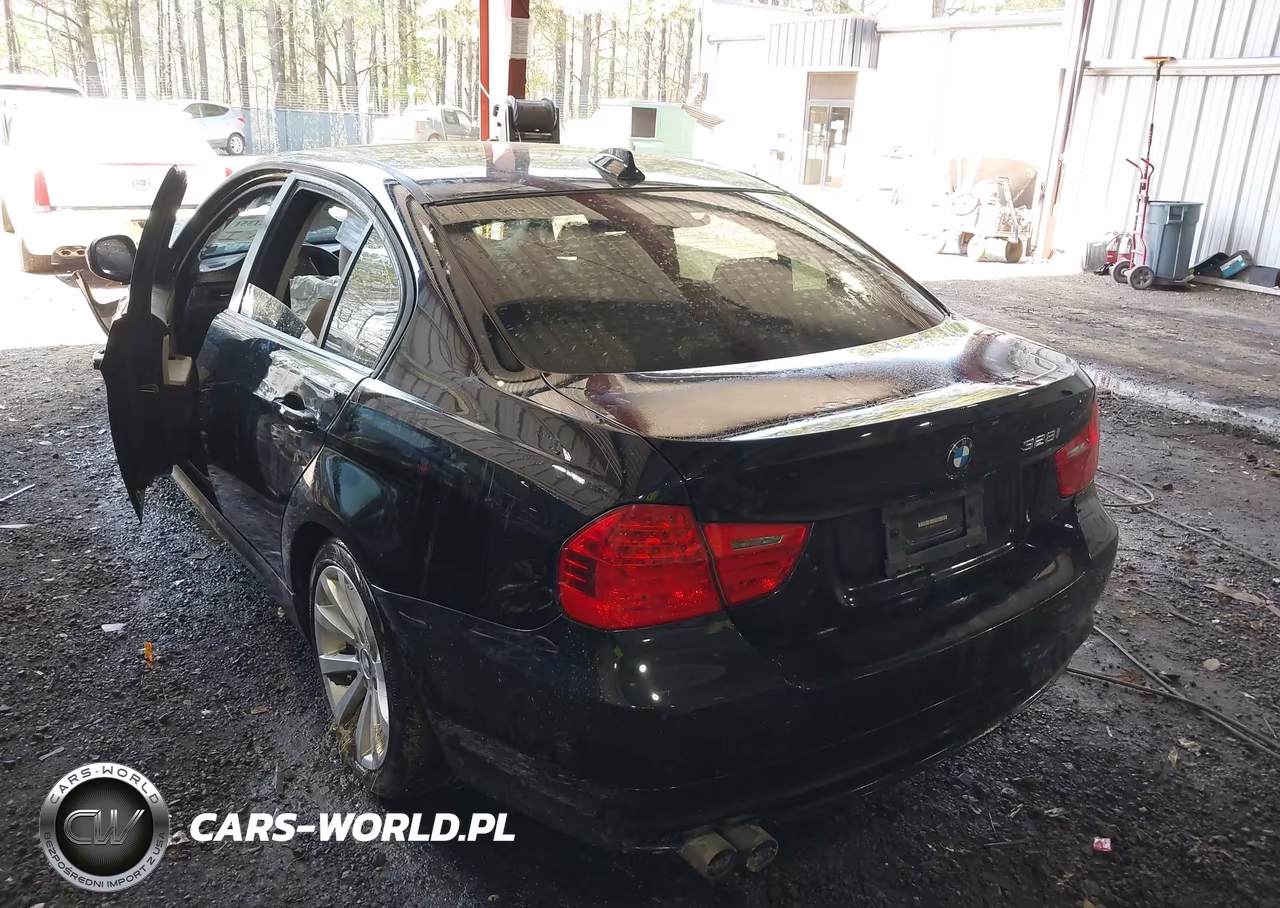 2010 BMW 328I VIN:WBAPH7C55AA175912 - 3