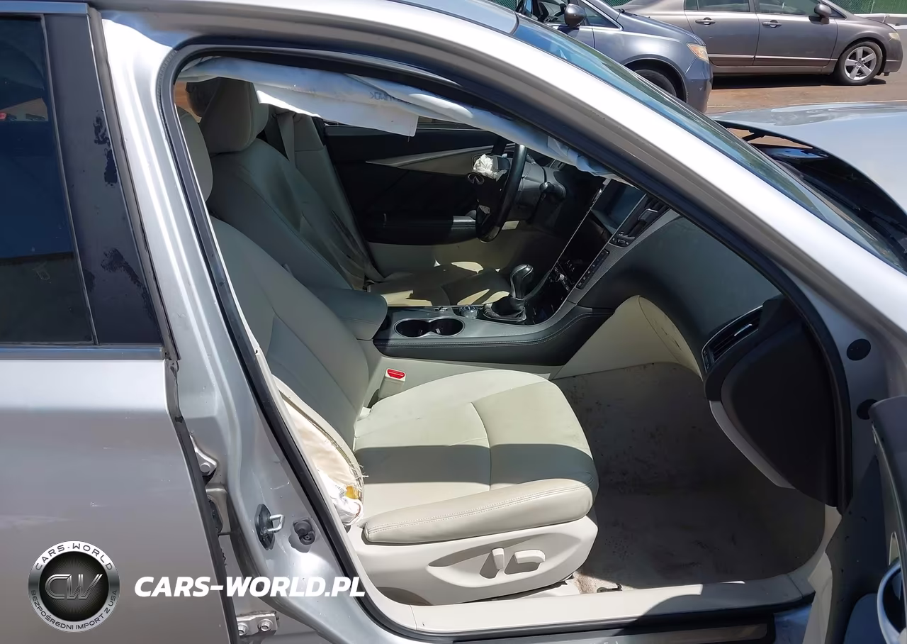 2015 Infiniti Q50 Premium VIN:JN1BV7AP3FM331819 - 14