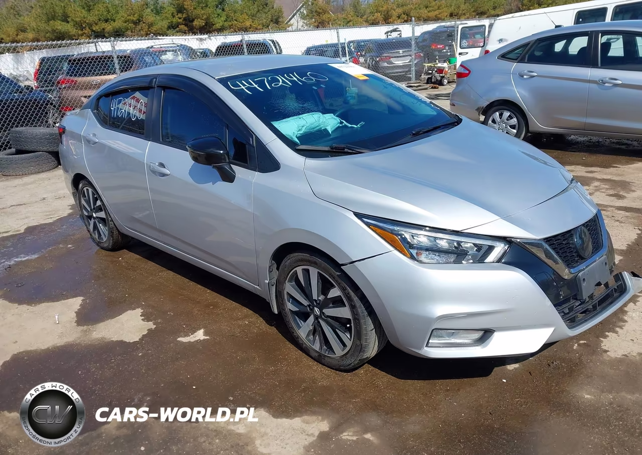 2021 Nissan Versa Sr Xtronic Cvt