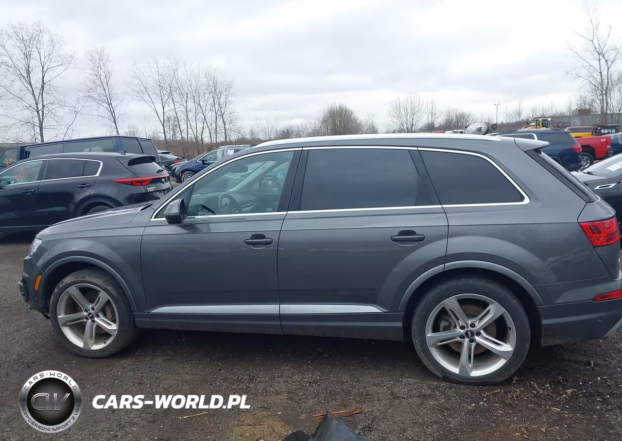 2019 Audi Q7 55 Premium VIN:WA1VAAF79KD025112 - 14