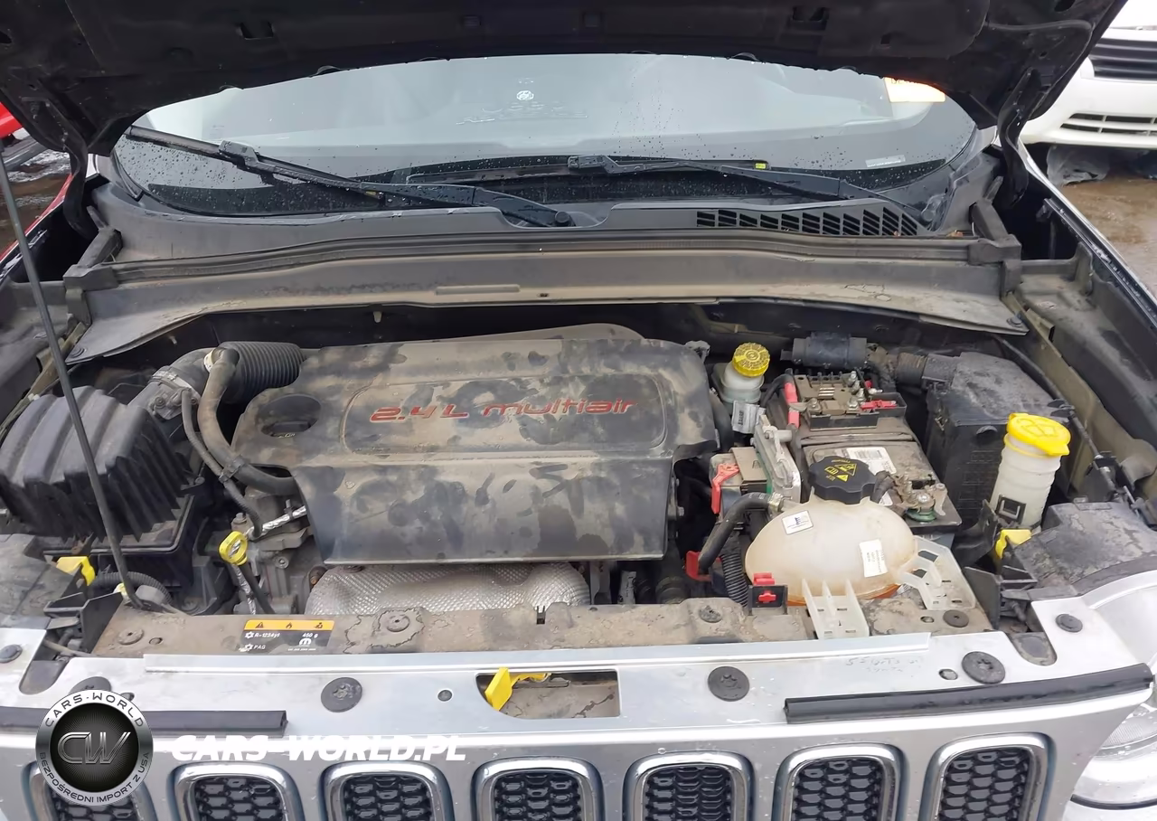 2015 Jeep Renegade Limited VIN:ZACCJADT4FPC14738 - 10