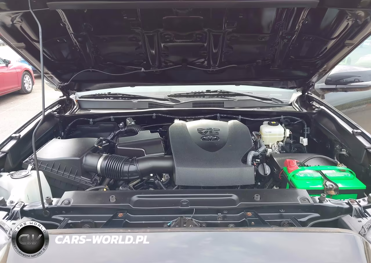 2022 Toyota Tacoma VIN:3TYCZ5AN5NT065770 - 10