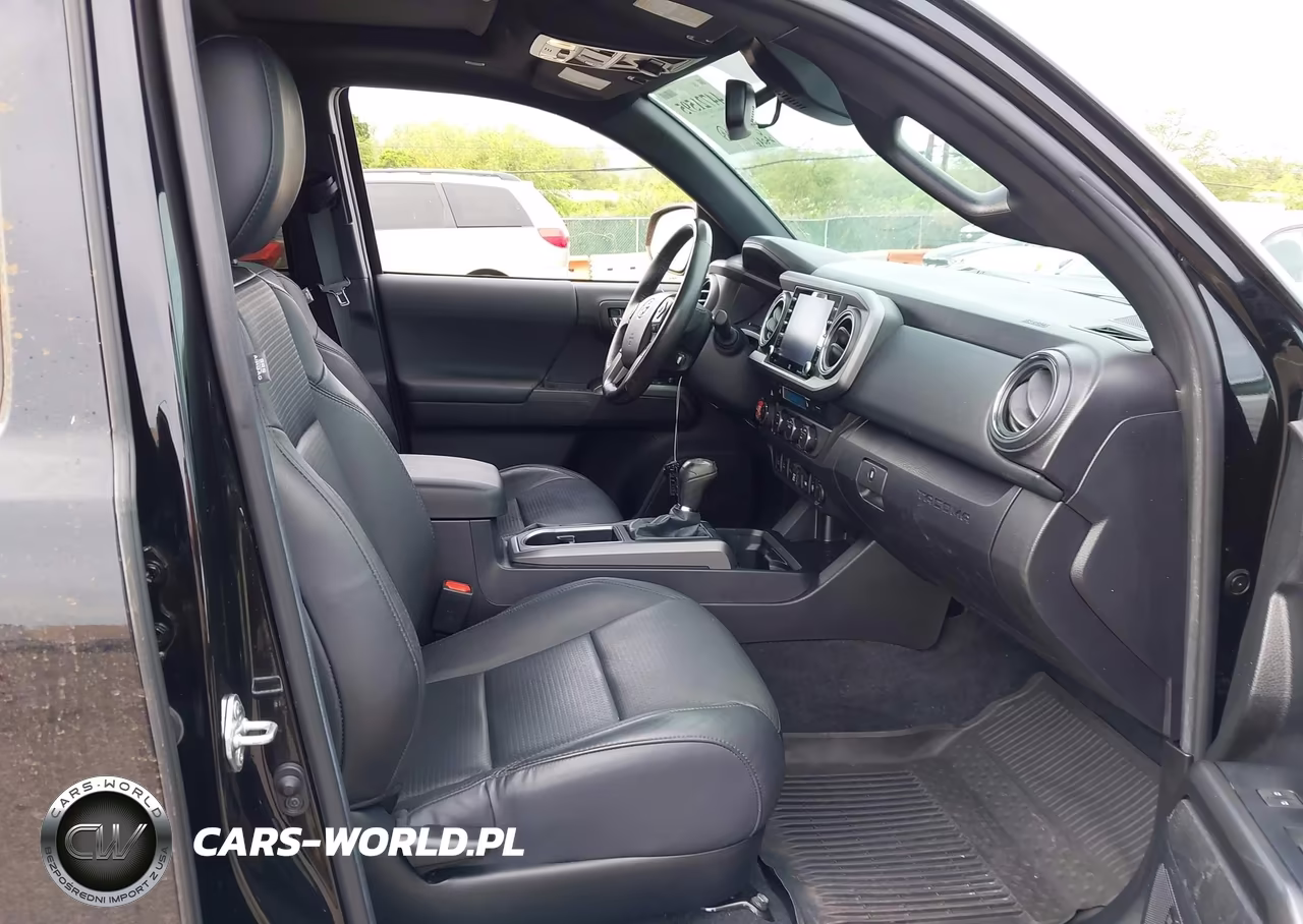 2022 Toyota Tacoma VIN:3TYCZ5AN5NT065770 - 5