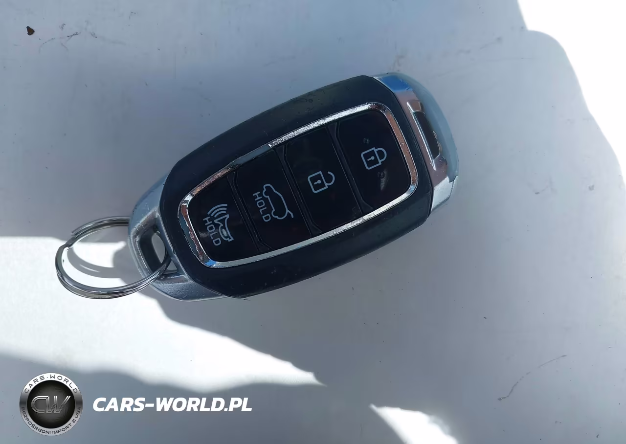 2019 Hyundai Kona Ultimate VIN:KM8K5CA51KU390667 - 11