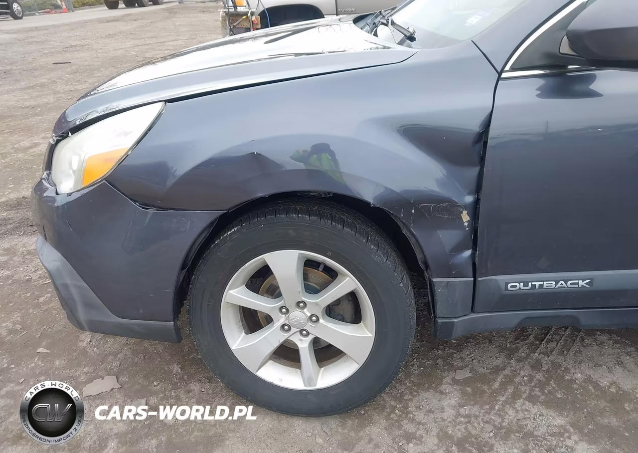 2014 Subaru Outback 2.5I Premium VIN:4S4BRBCC0E3238156 - 17