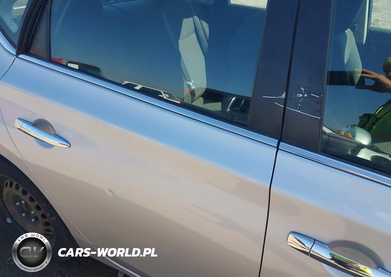 2019 Nissan Sentra S VIN:3N1AB7AP9KY285716 - 21