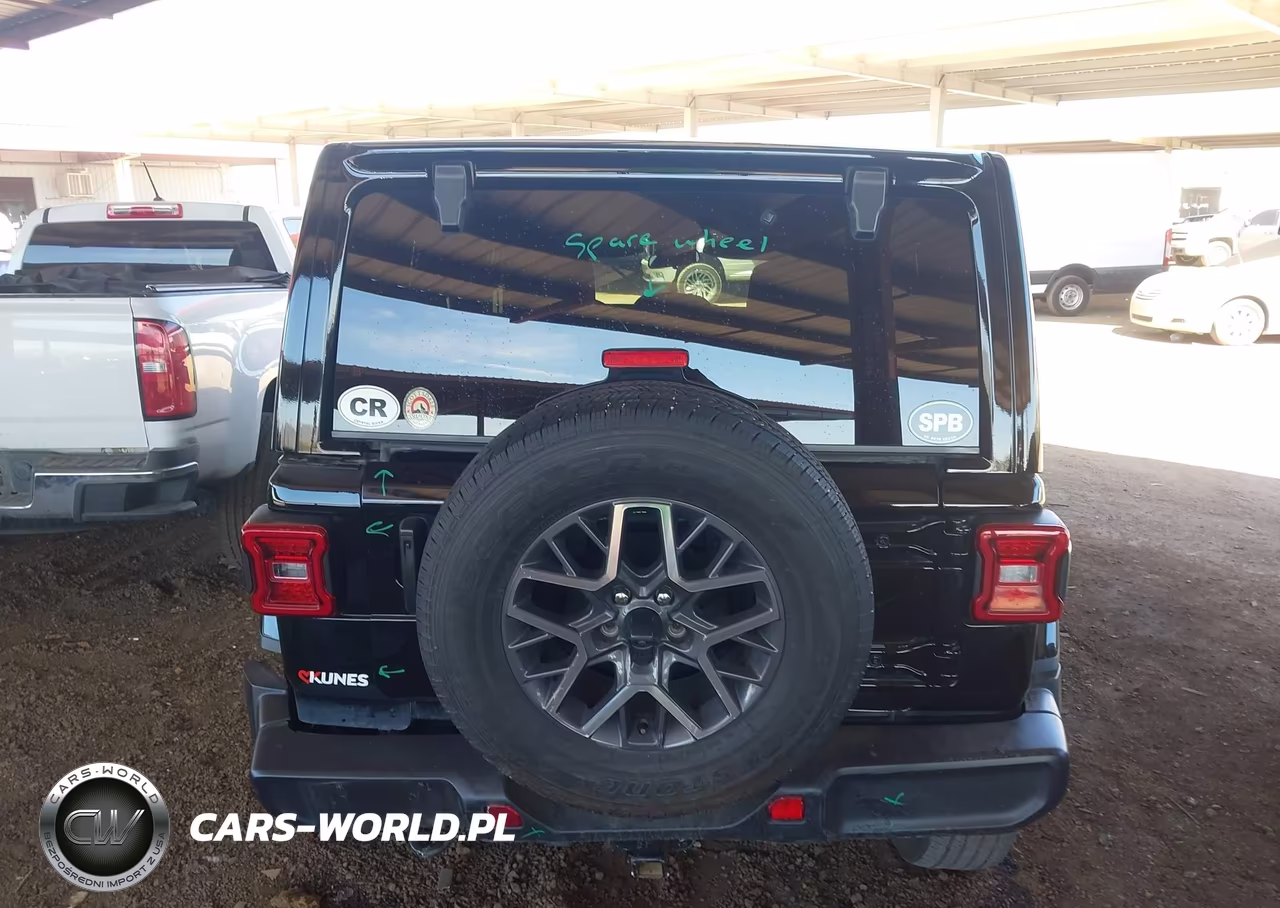 2024 Jeep Wrangler 4-Door Sahara 4X4 VIN:1C4PJXEG2RW360343 - 16