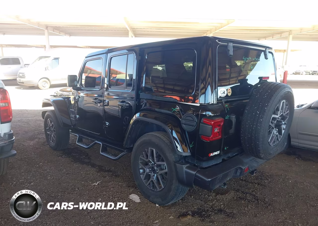 2024 Jeep Wrangler 4-Door Sahara 4X4 VIN:1C4PJXEG2RW360343 - 3