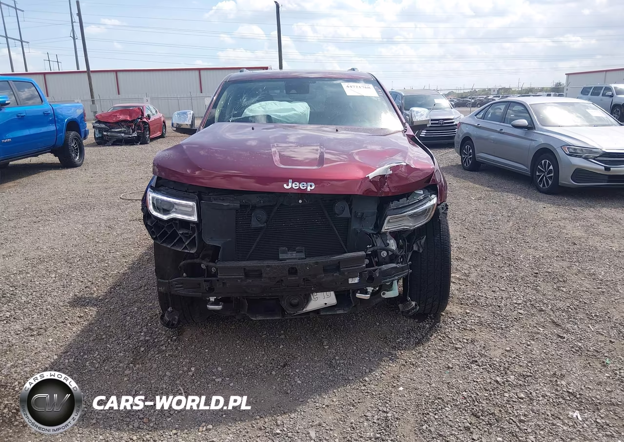 2020 Jeep Grand Cherokee Overland 4X2 VIN:1C4RJECG5LC145094 - 13