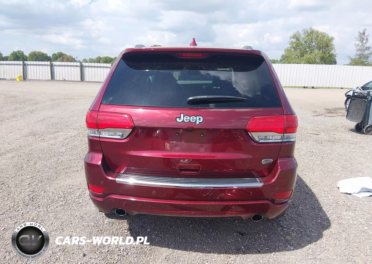 2020 Jeep Grand Cherokee Overland 4X2 VIN:1C4RJECG5LC145094 - 17