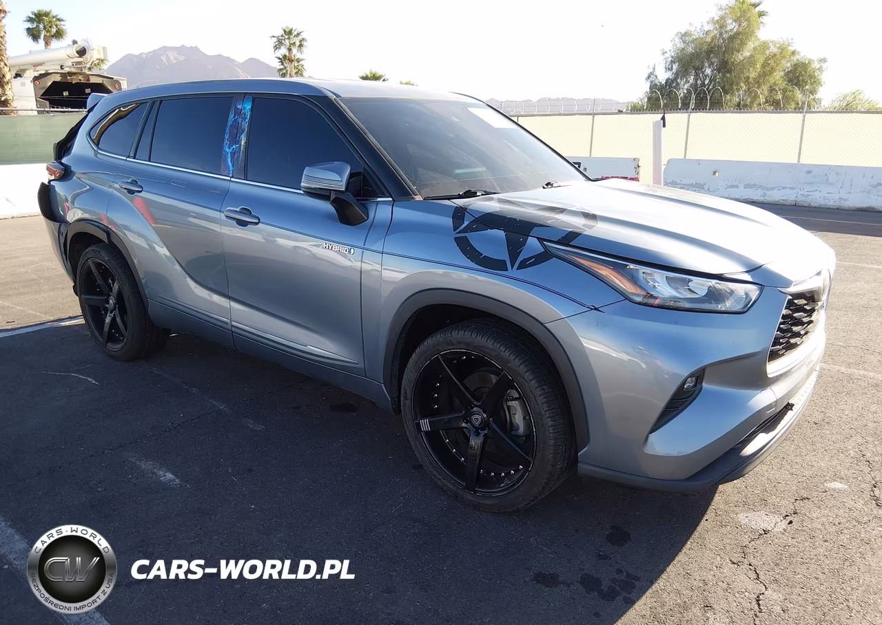 2020 Toyota Highlander Hybrid Le – zdjęcie 1 z 17