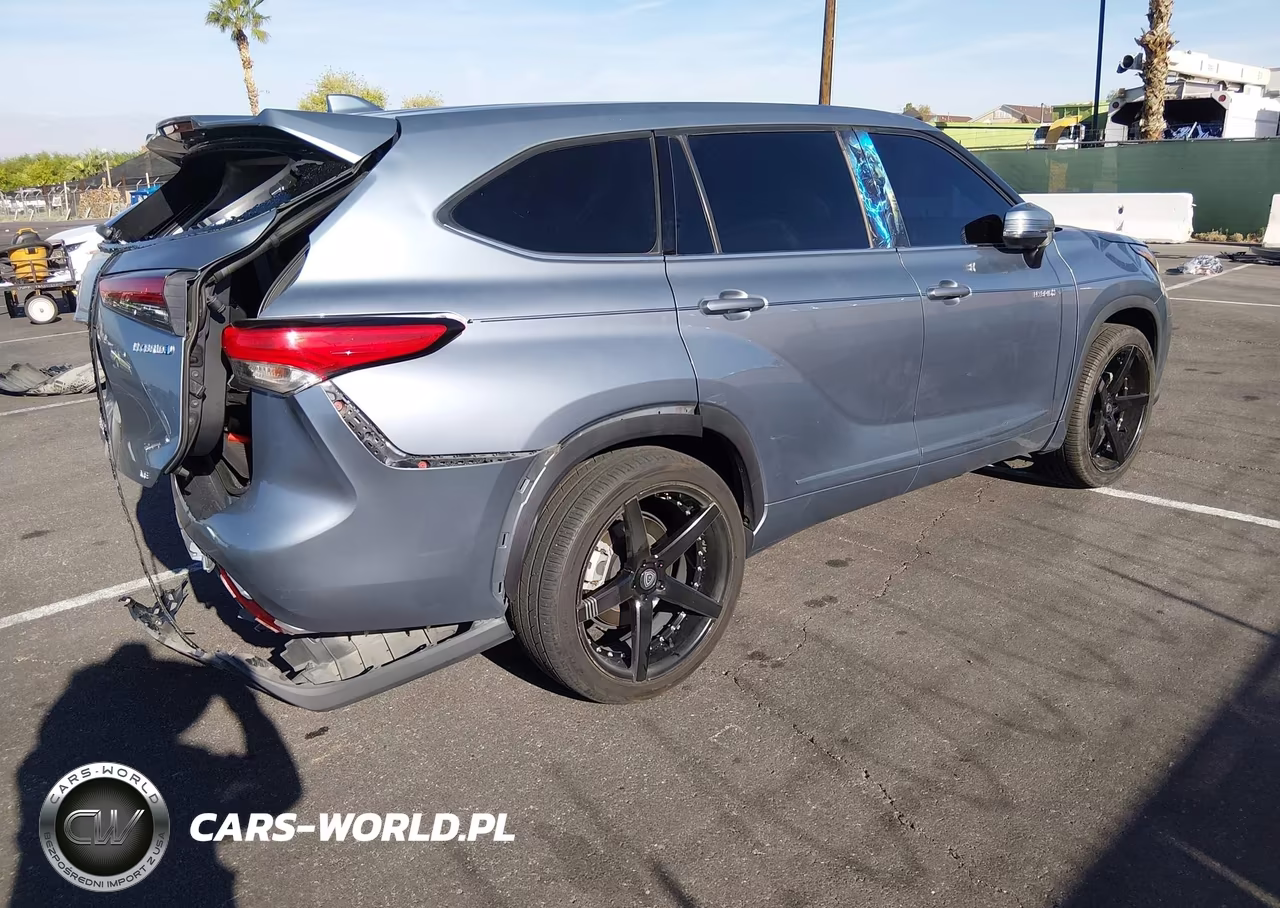 2020 Toyota Highlander Hybrid Le VIN:5TDZARAH5LS002213 - 4