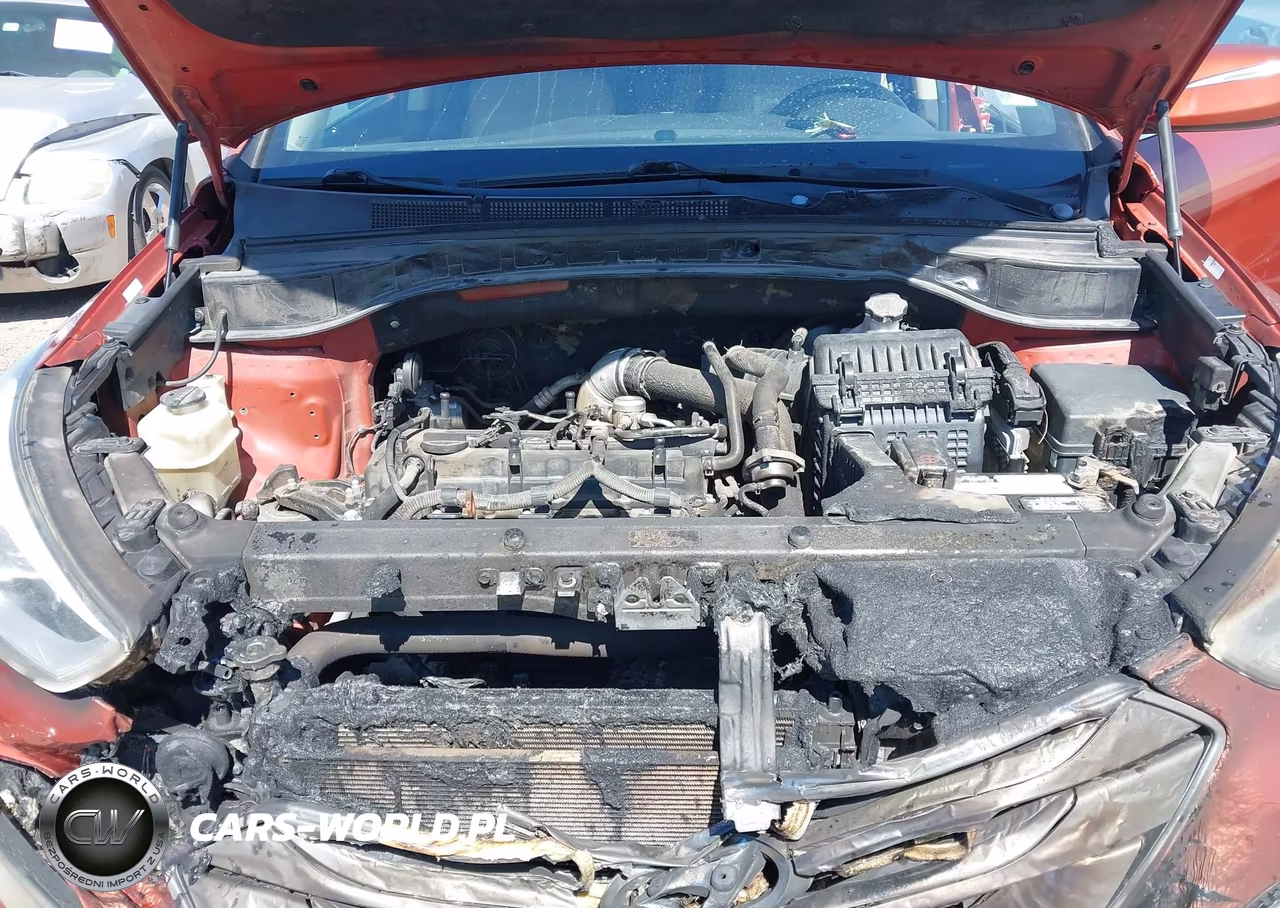 2013 Hyundai Santa Fe Sport 2.0T VIN:5XYZU3LA5DG106977 - 10