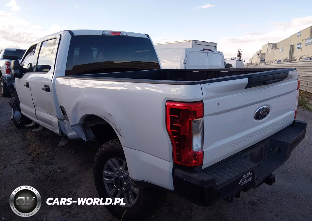2019 Ford F-250 Xlt VIN:1FT7W2BT2KEF15295 - 3