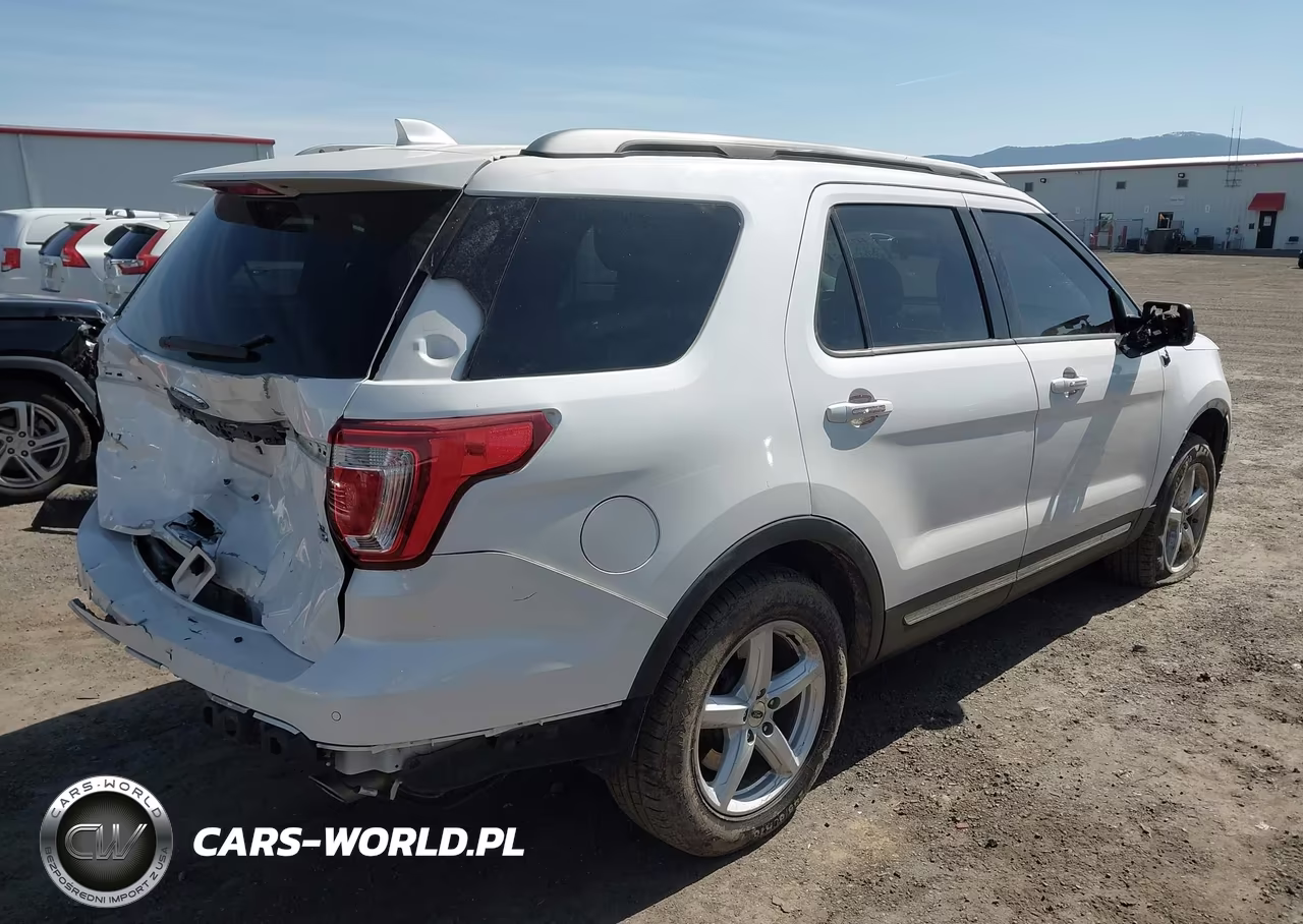 2016 Ford Explorer Xlt VIN:1FM5K8D84GGC89069 - 4