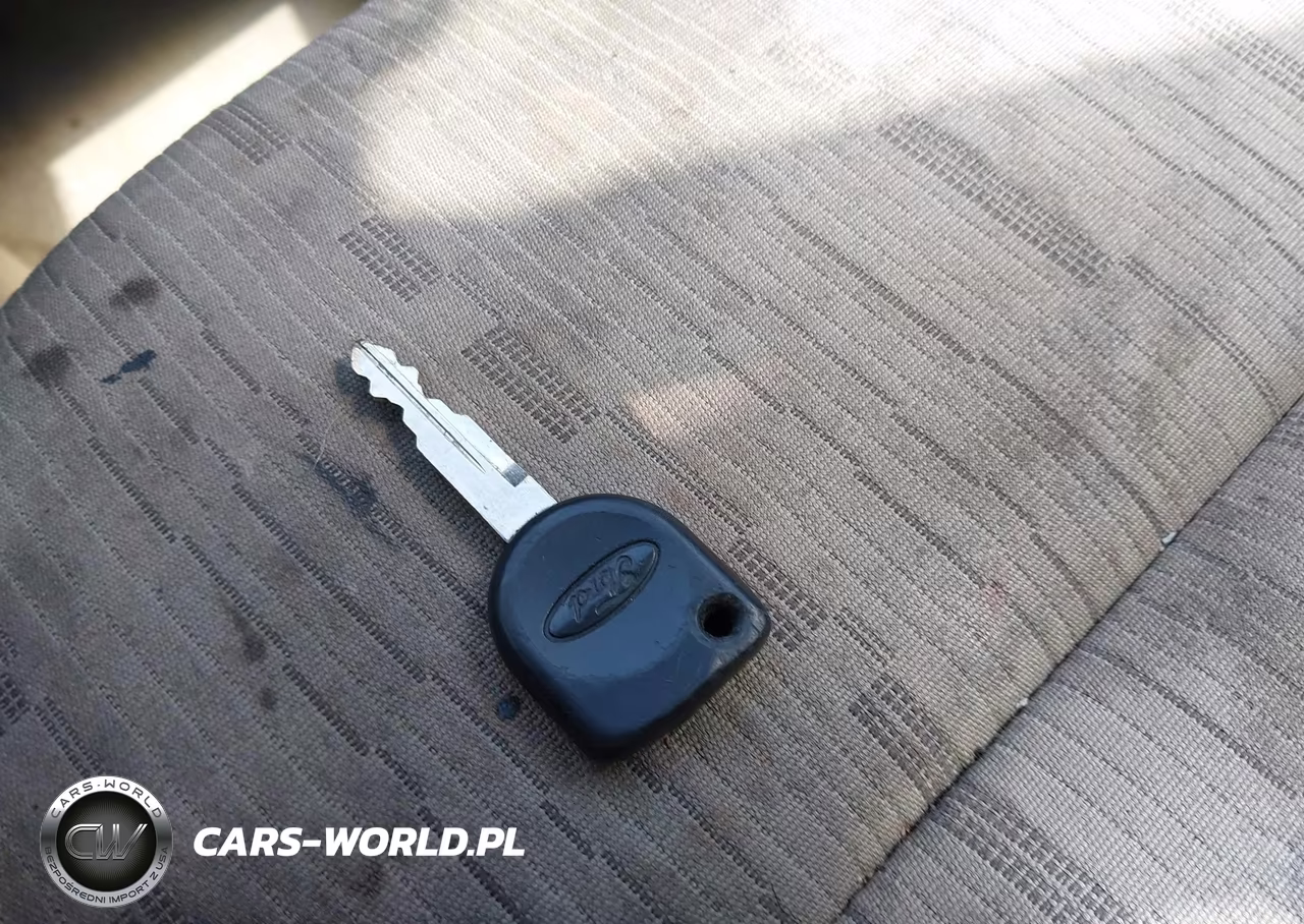 2010 Ford Focus Se VIN:1FAHP3FN0AW293132 - 11