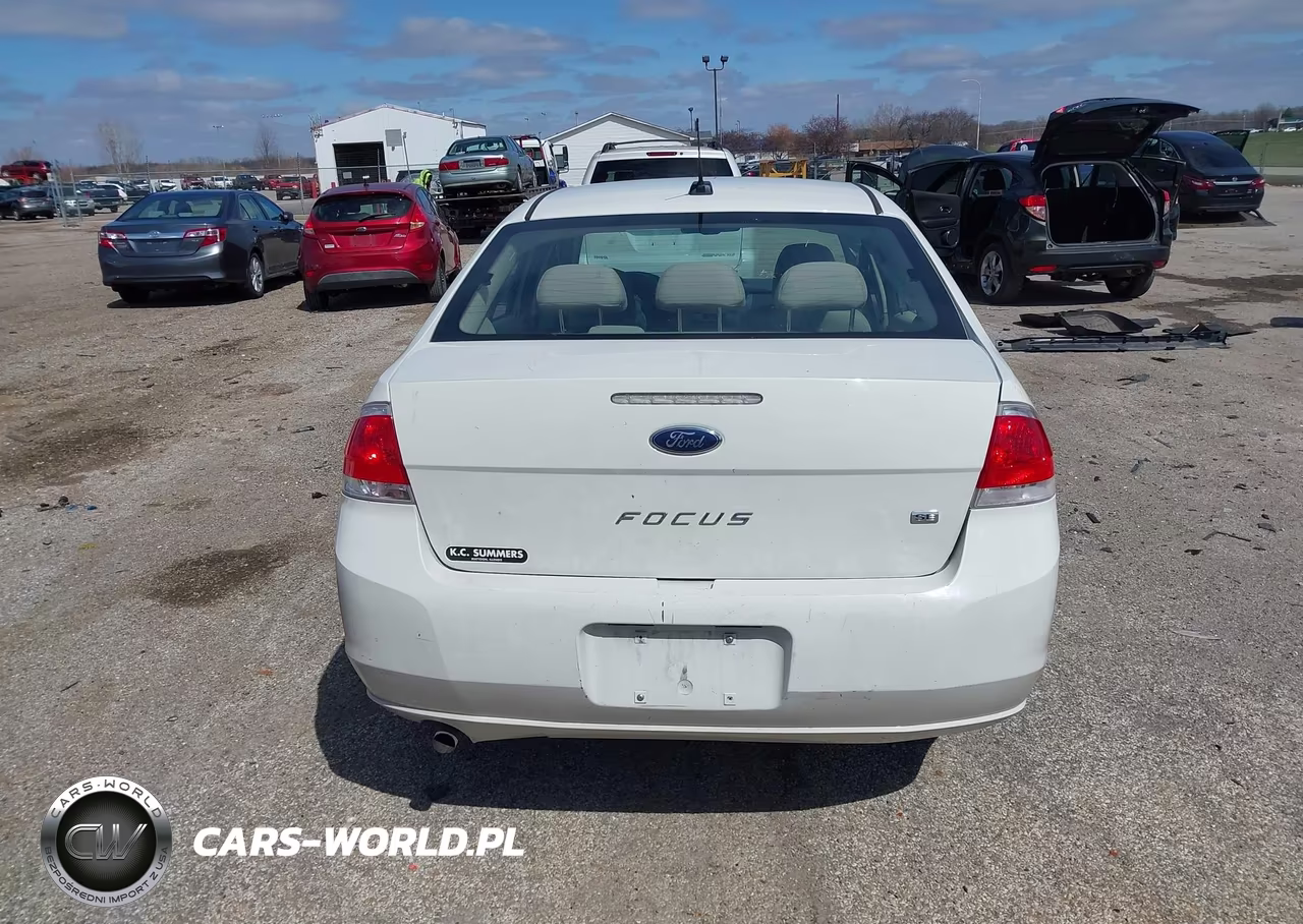 2010 Ford Focus Se VIN:1FAHP3FN0AW293132 - 17