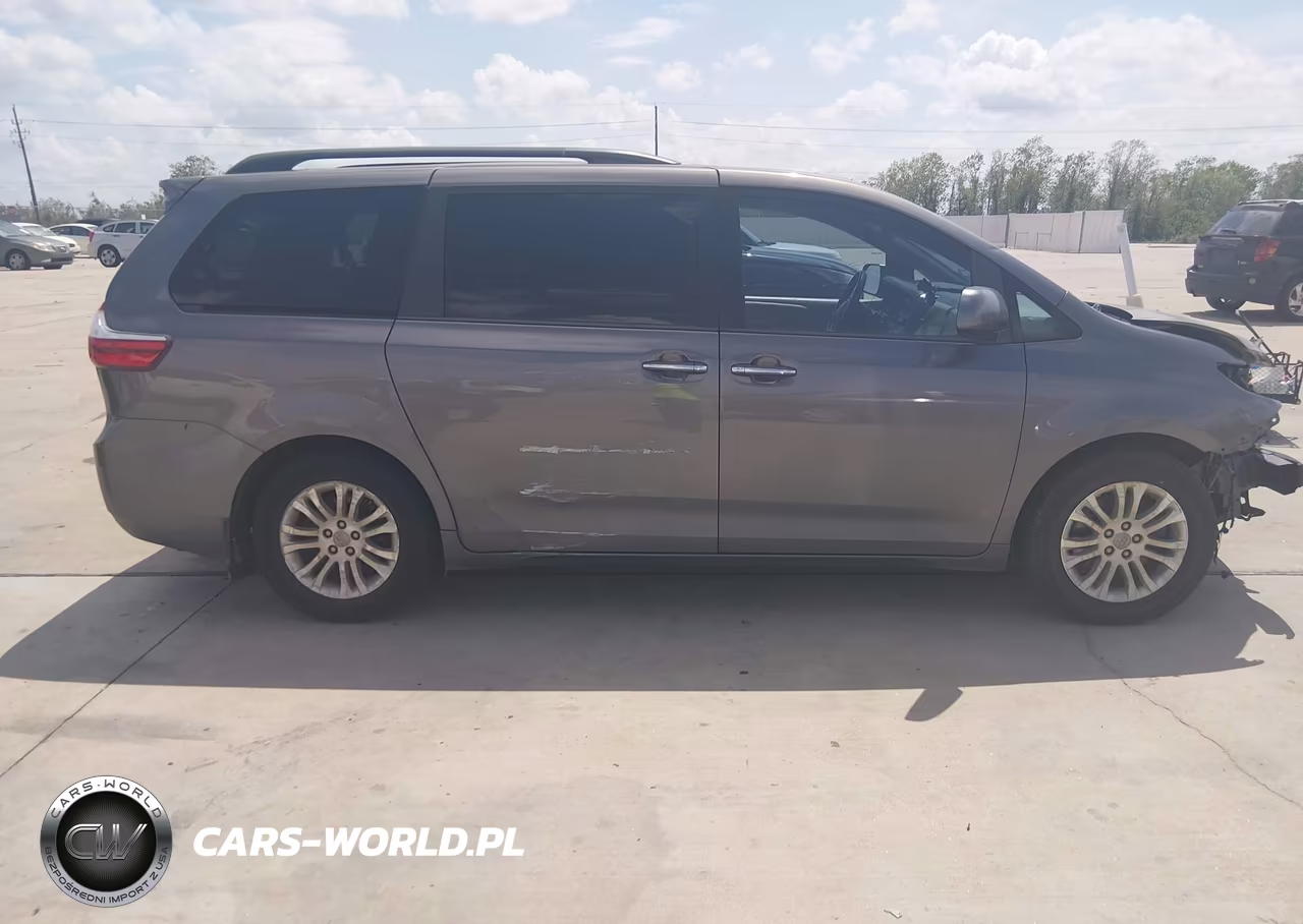 2017 Toyota Sienna Xle Premium 8 Passenger VIN:5TDYZ3DC5HS799040 - 13