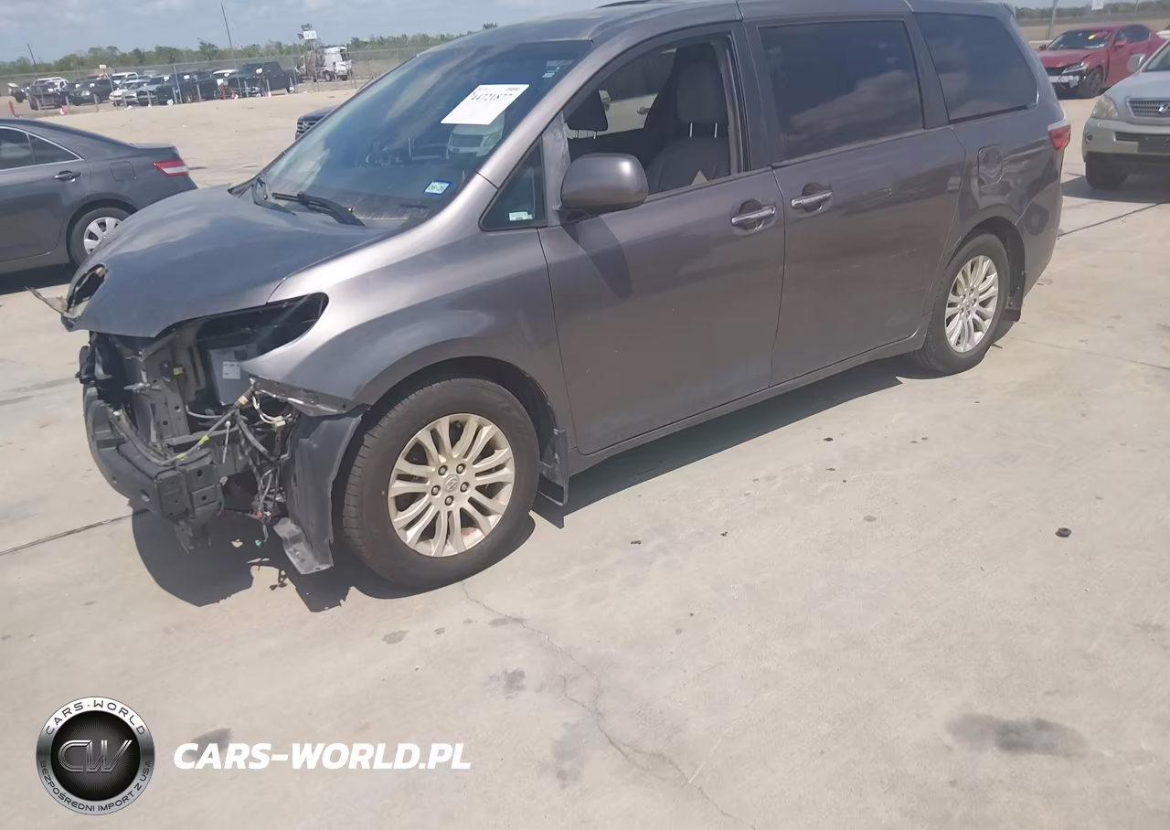 2017 Toyota Sienna Xle Premium 8 Passenger VIN:5TDYZ3DC5HS799040 - 2