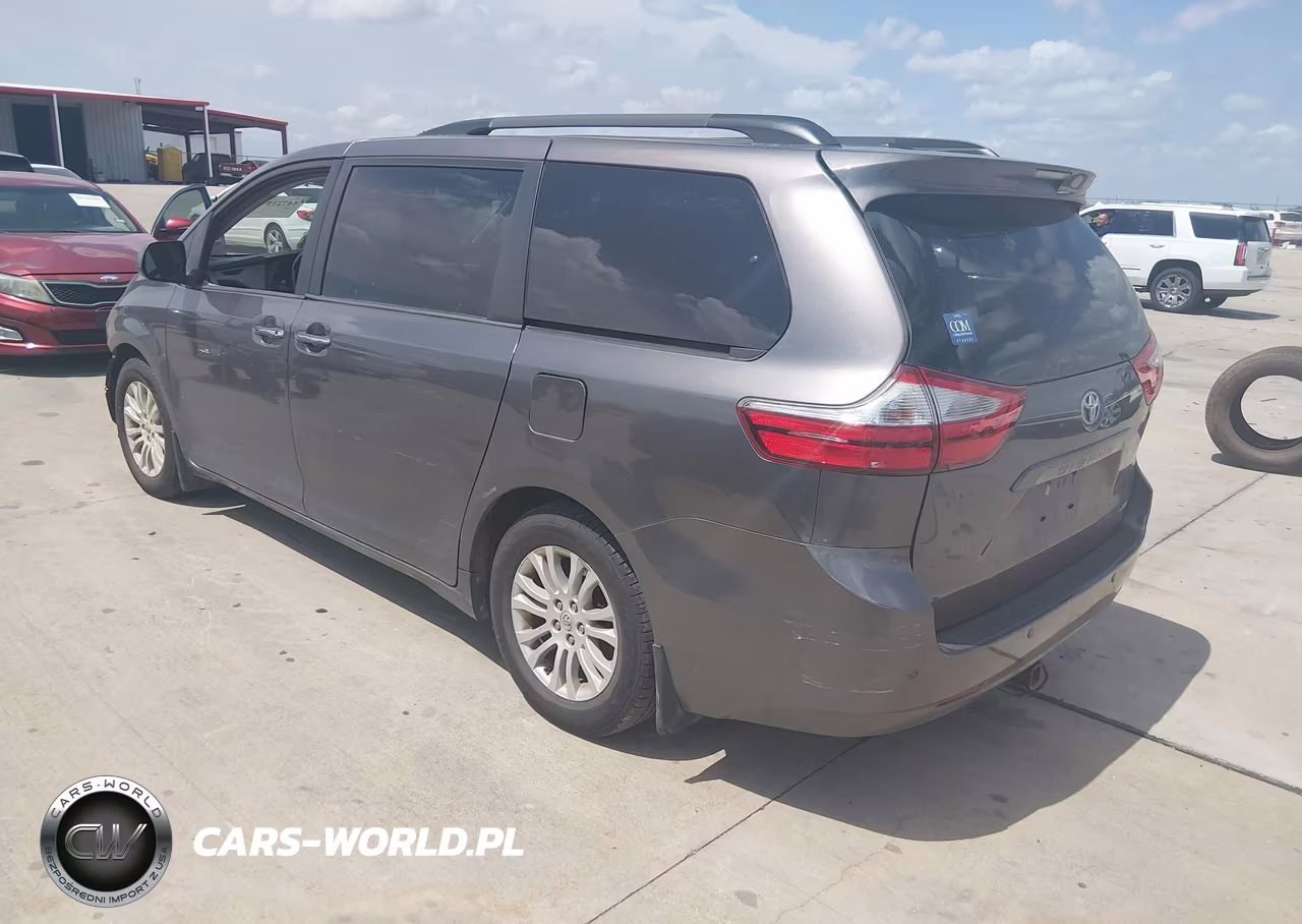 2017 Toyota Sienna Xle Premium 8 Passenger VIN:5TDYZ3DC5HS799040 - 3