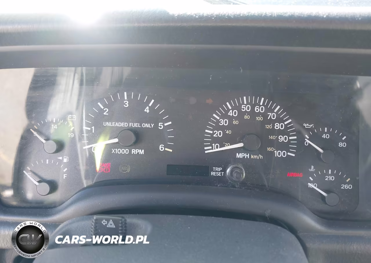 1999 Jeep Cherokee Classic-Sport VIN:1J4FF68S6XL663934 - 7