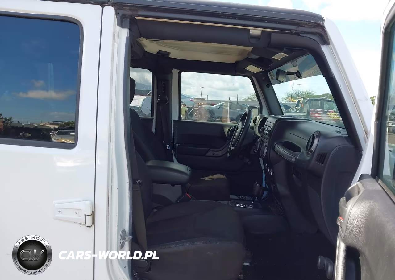 2016 Jeep Wrangler Unlimited Sport VIN:1C4BJWDG9GL133168 - 5