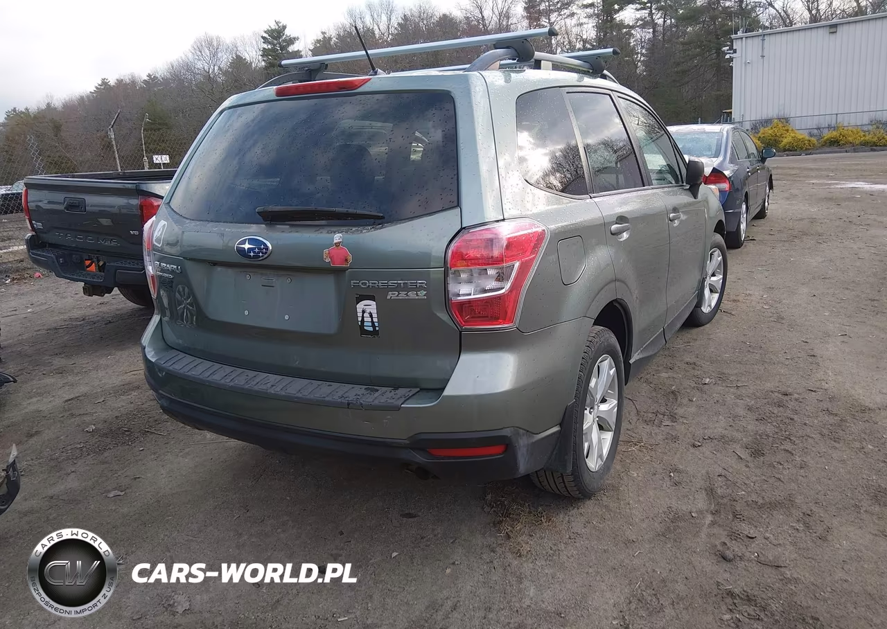 2015 Subaru Forester 2.5I Premium VIN:JF2SJADC3FH806507 - 4