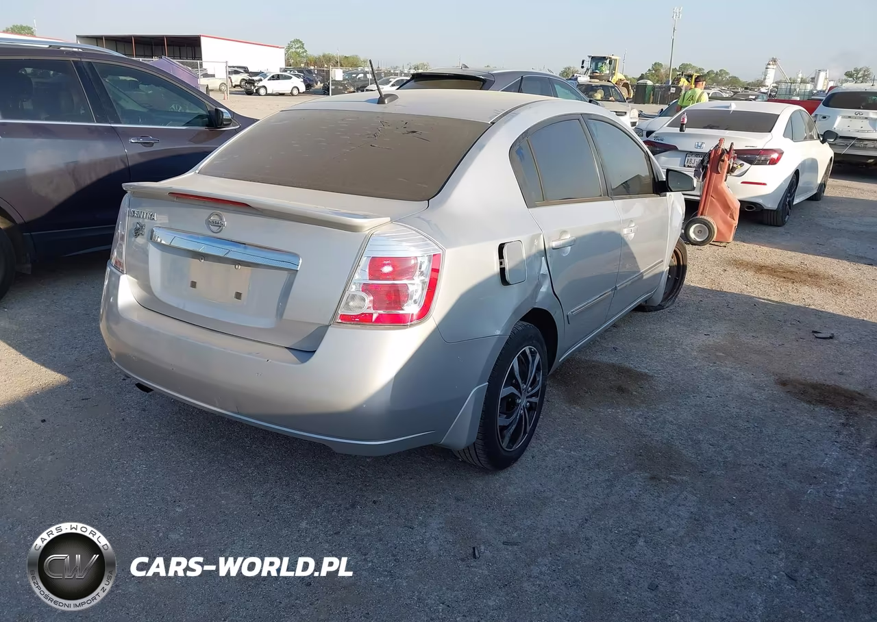 2012 Nissan Sentra 2.0 S VIN:3N1AB6AP4CL676927 - 4