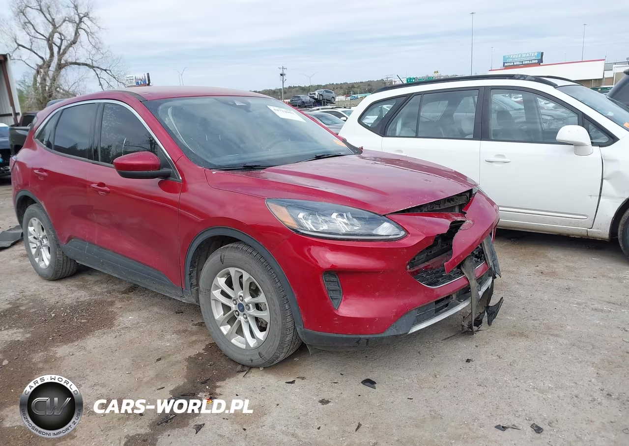 2020 Ford Escape Se