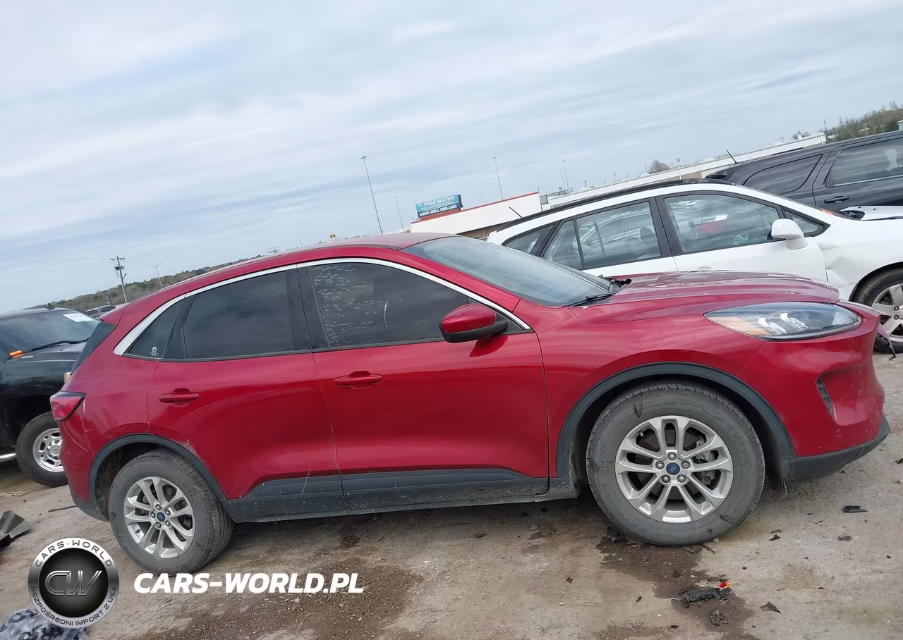 2020 Ford Escape Se VIN:1FMCU0G6XLUB02443 - 13