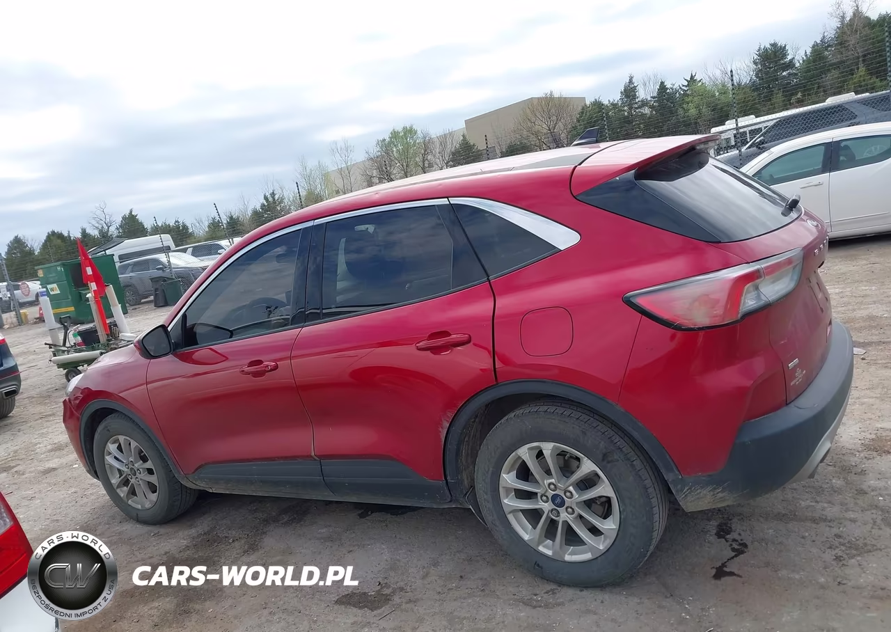 2020 Ford Escape Se VIN:1FMCU0G6XLUB02443 - 14