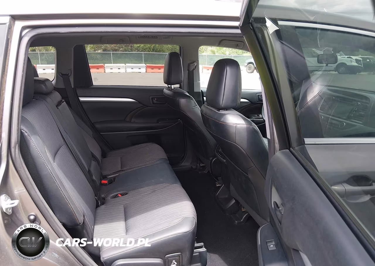 2016 Toyota Highlander Le V6 VIN:5TDZKRFH0GS161345 - 8