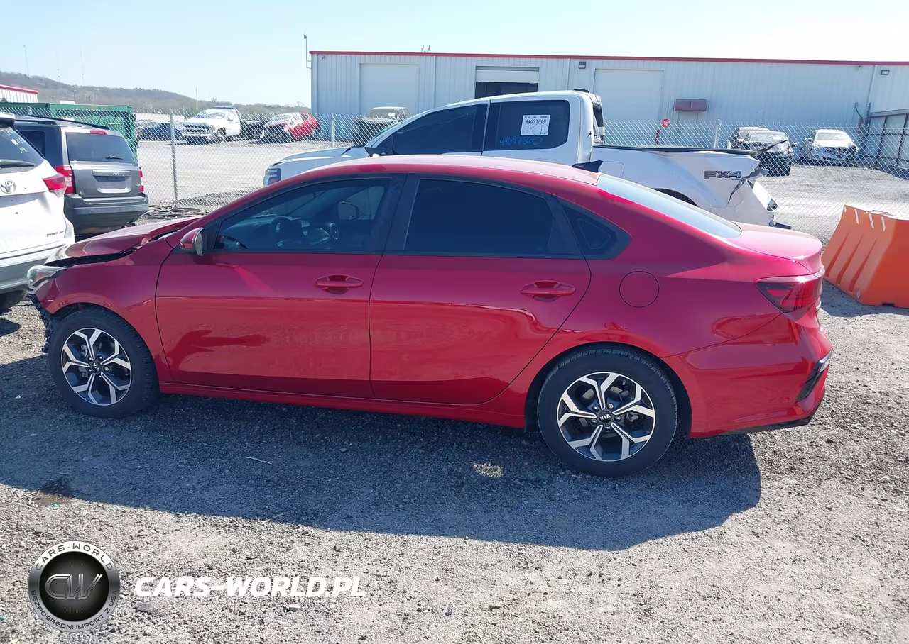 2019 Kia Forte Lxs VIN:3KPF24AD7KE034282 - 15