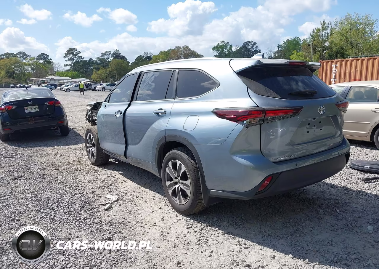 2024 Toyota Highlander Xle VIN:5TDKDRAH0RS051787 - 3