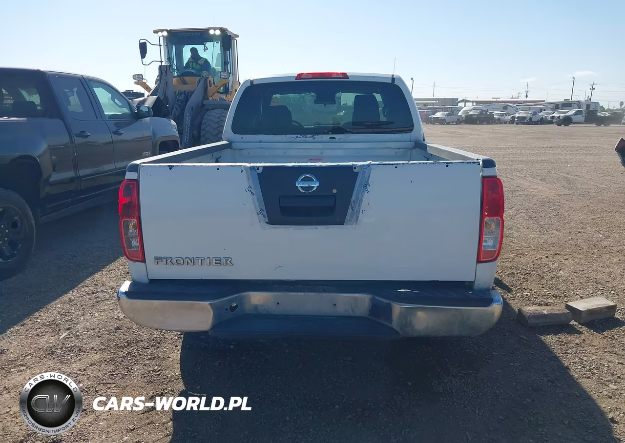 2015 Nissan Frontier S VIN:1N6BD0CT2FN750818 - 16
