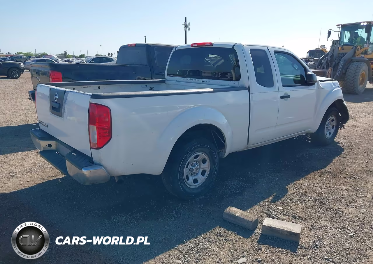 2015 Nissan Frontier S VIN:1N6BD0CT2FN750818 - 4