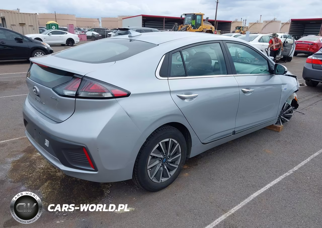 2020 Hyundai Ioniq Electric Limited VIN:KMHC85LJ6LU071283 - 4