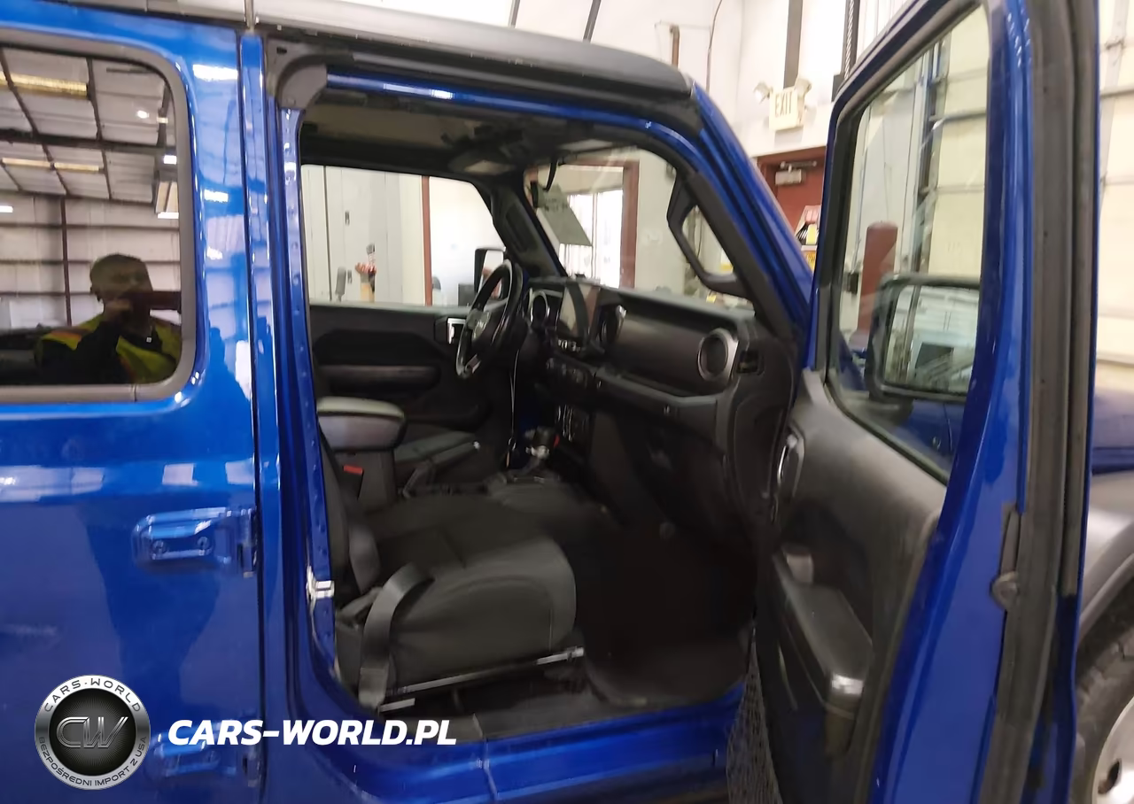 2020 Jeep Wrangler Unlimited Sport S 4X4 VIN:1C4HJXDNXLW148138 - 5