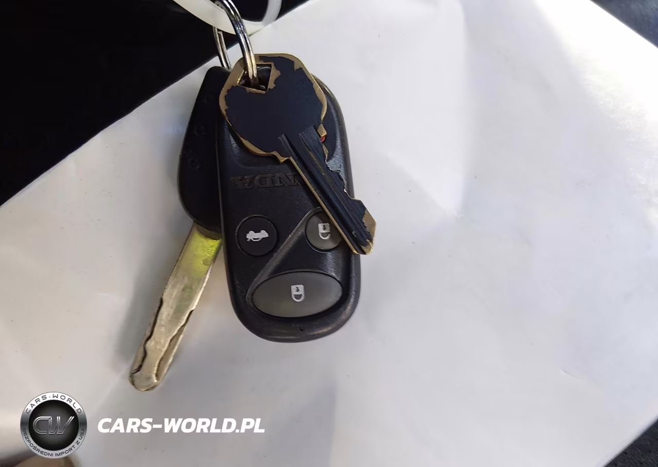 2004 Honda S2000 VIN:JHMAP214X4T003083 - 11