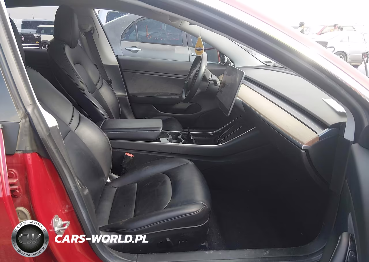 2018 Tesla Model 3 Long Range-Mid Range VIN:5YJ3E1EA3JF013639 - 5