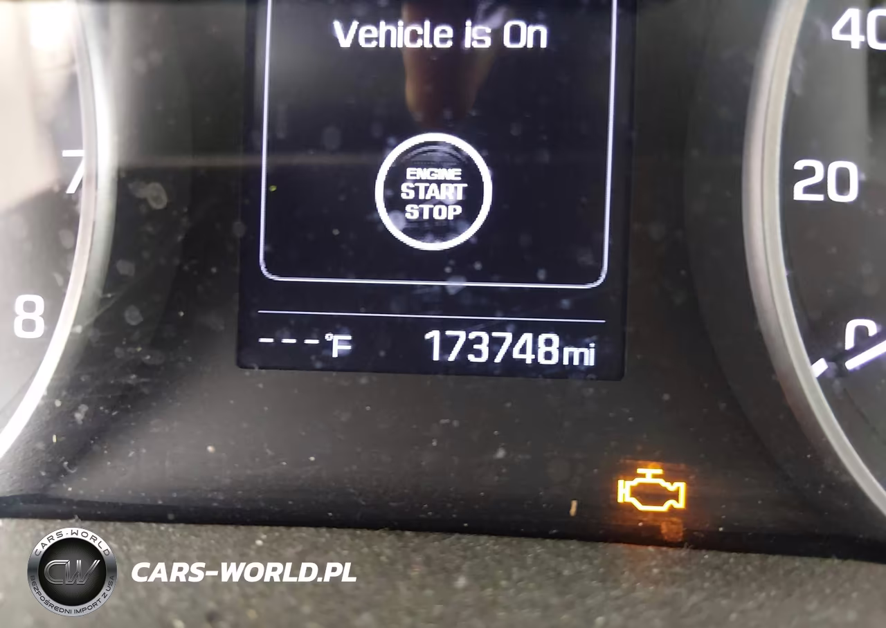 2018 Hyundai Elantra Value Edition VIN:5NPD84LF4JH281483 - 16