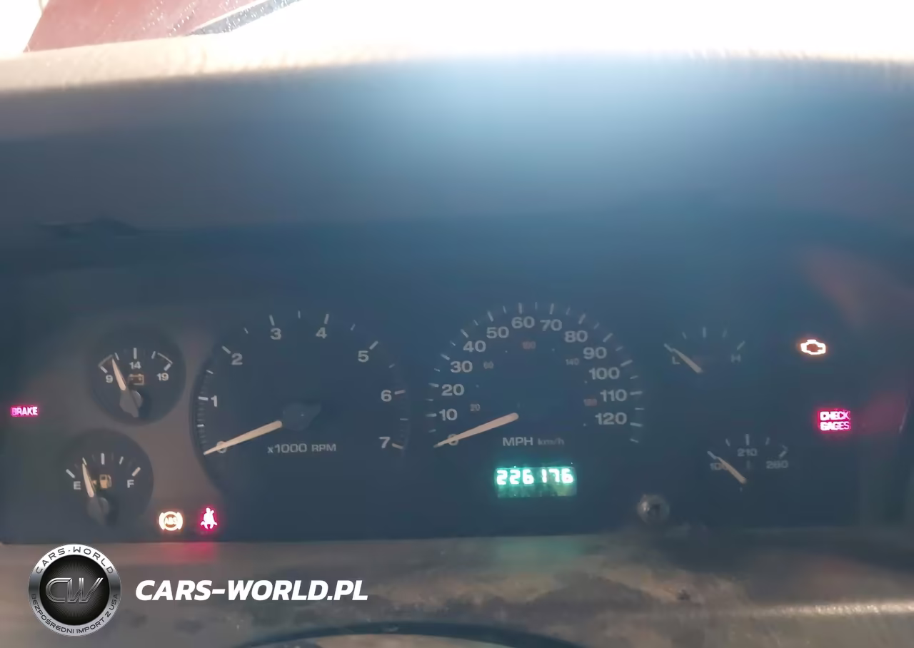 2003 Jeep Grand Cherokee Laredo VIN:1J4GW48S43C542760 - 7