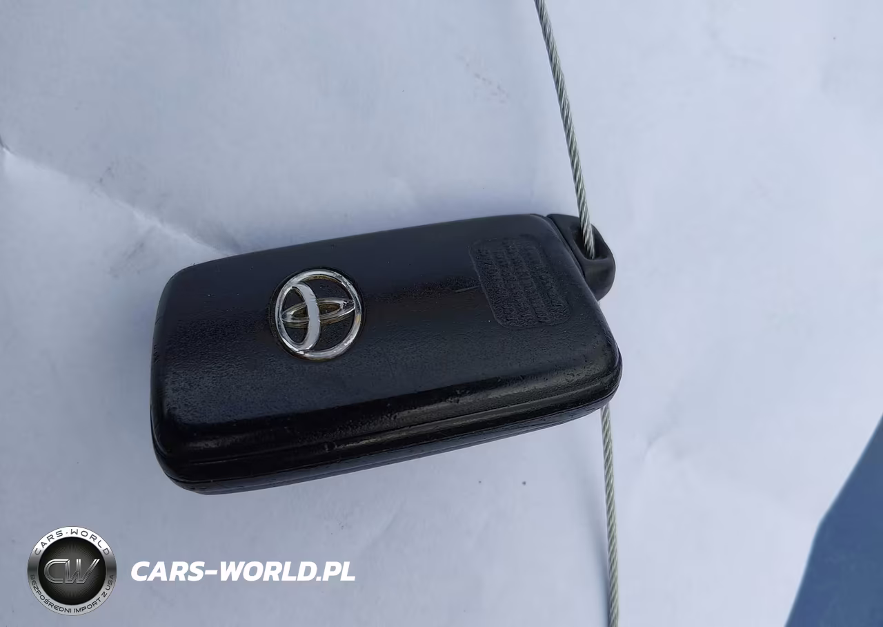 2013 Toyota Prius V Three VIN:JTDZN3EU5D3196544 - 11