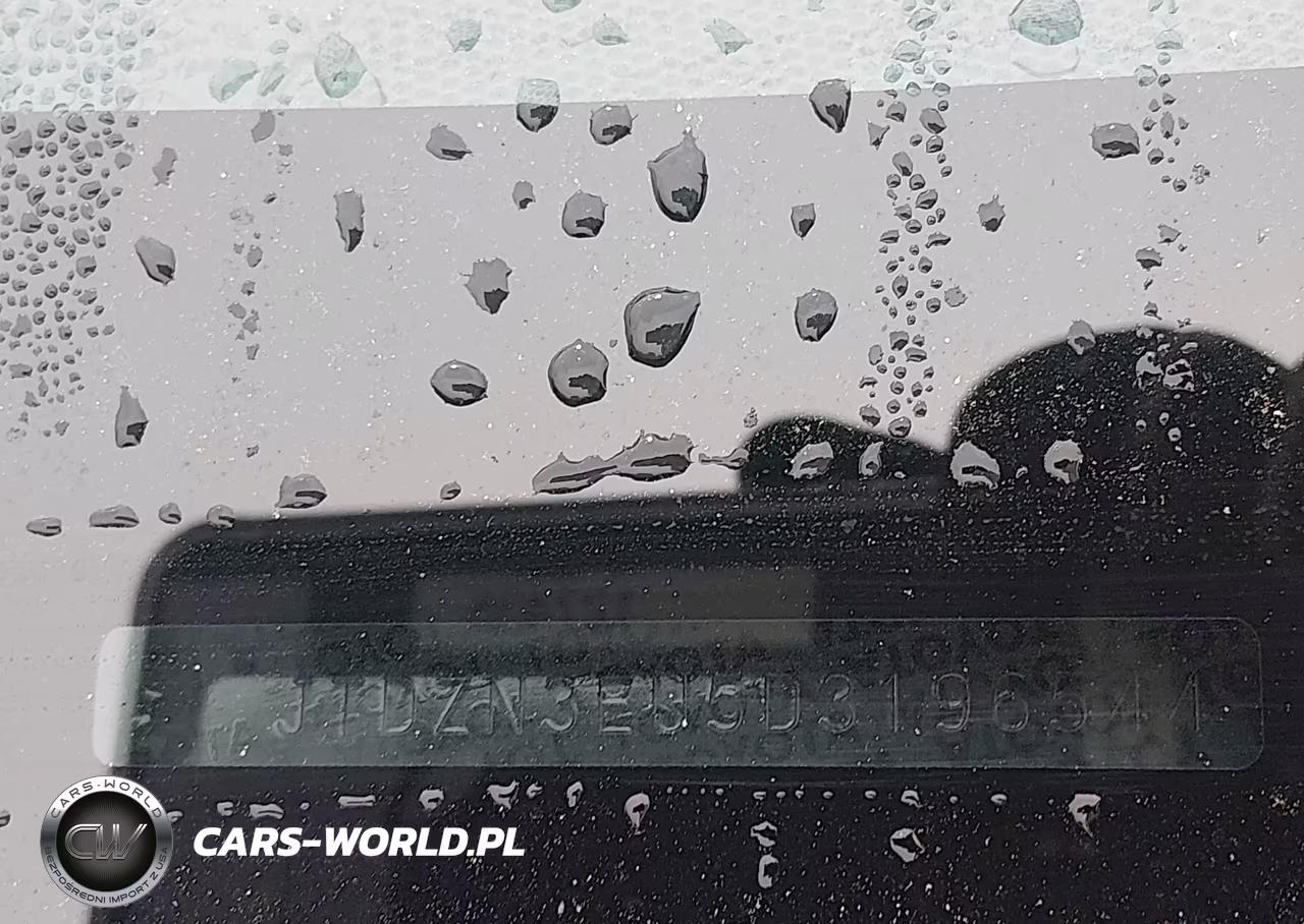 2013 Toyota Prius V Three VIN:JTDZN3EU5D3196544 - 18