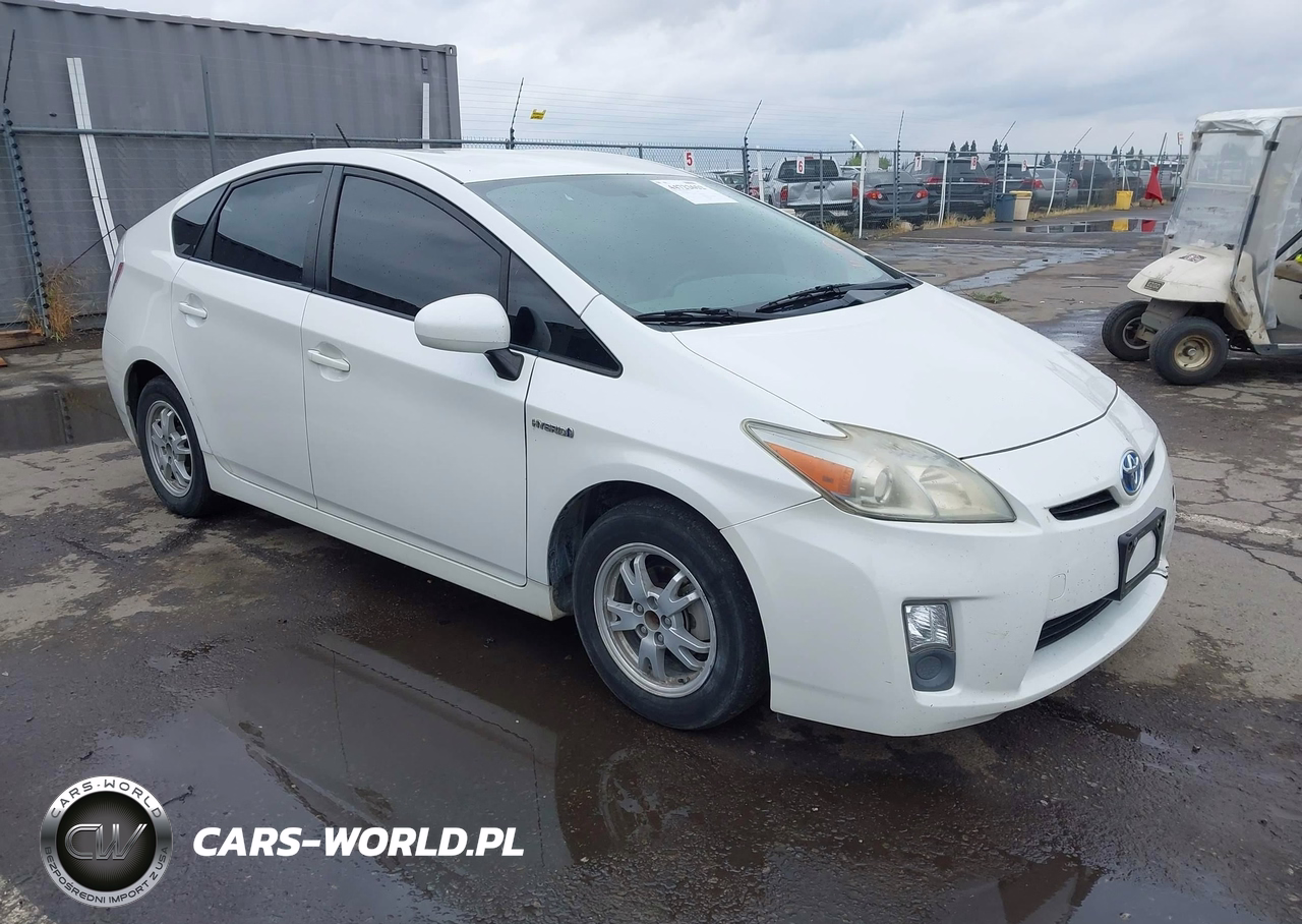 2011 Toyota Prius Two