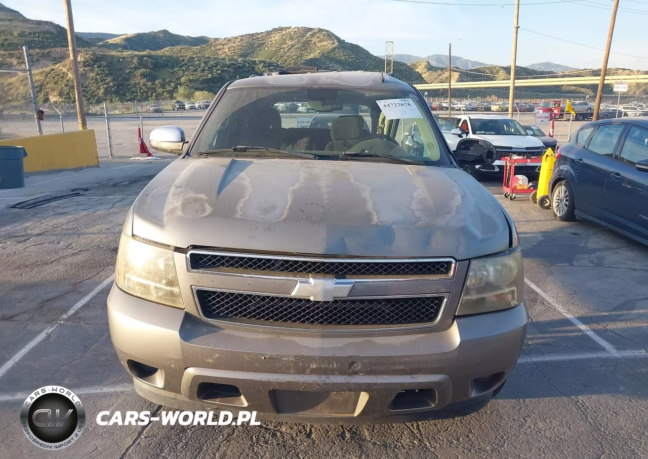 2007 Chevrolet Tahoe Ls VIN:1GNFC13097J404753 - 11
